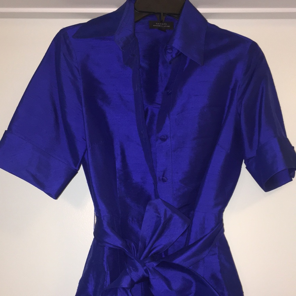 Tahari Classic Cerulean Blue Dress Size 4
